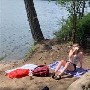 Meet your Posher, Hailey